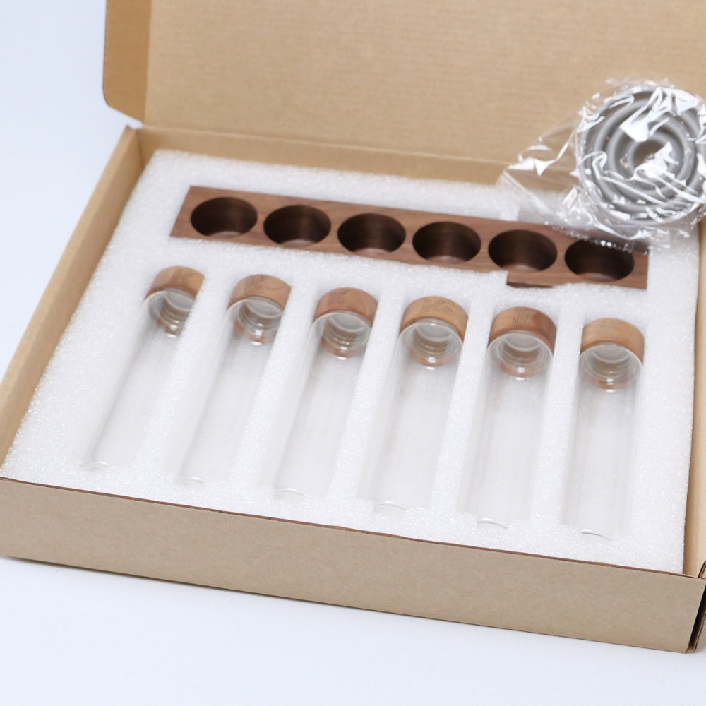 Set walnoot koffiebonen displaybuizen met uitlaatklepdeksels