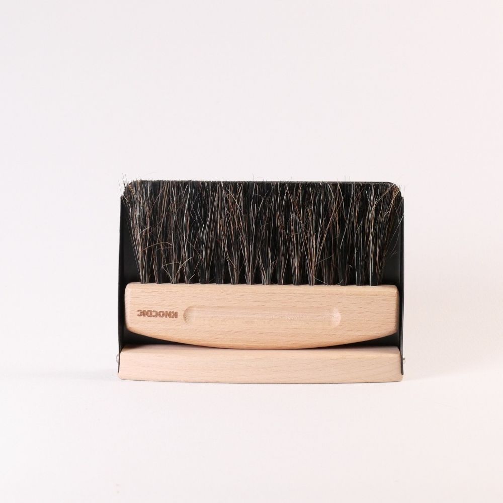 KNOCDIC® Magnetic Dustpan & Horsehair Brush
