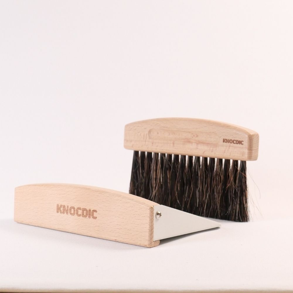 KNOCDIC® Magnetic Dustpan & Horsehair Brush
