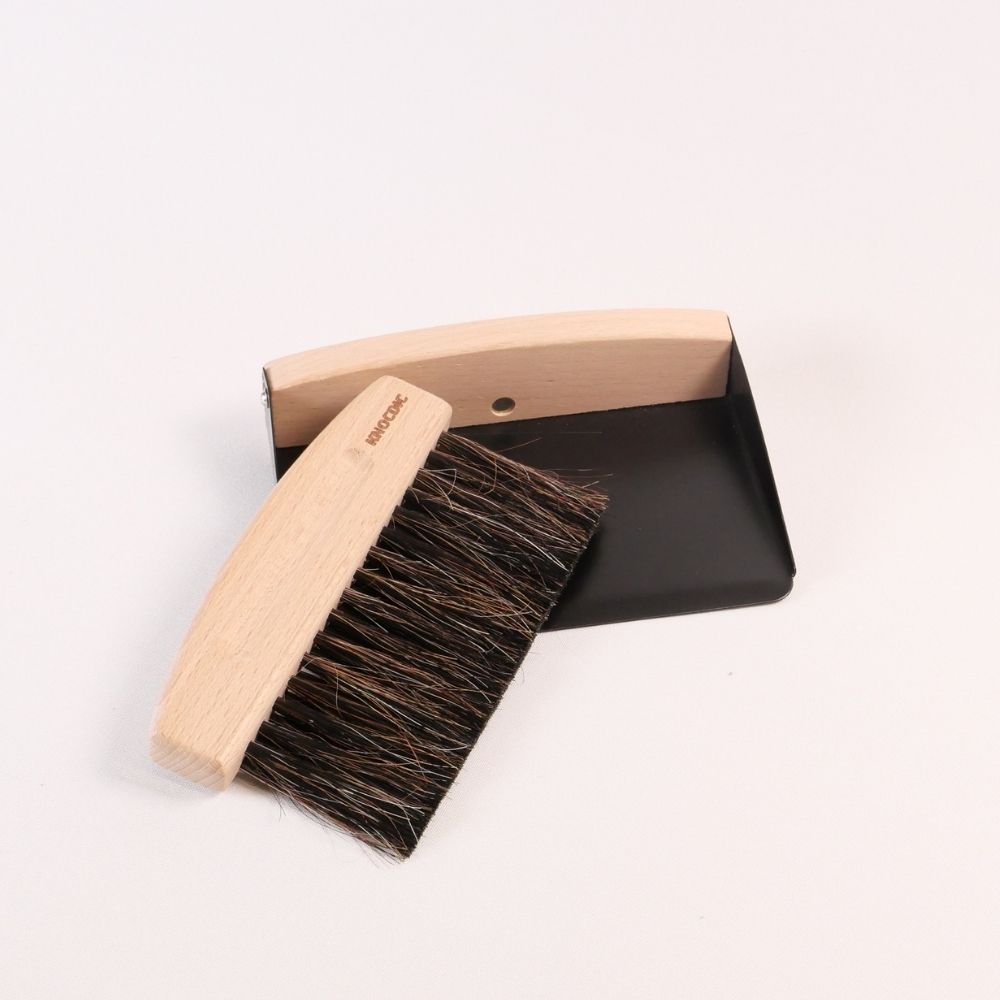 KNOCDIC® Magnetic Dustpan & Horsehair Brush