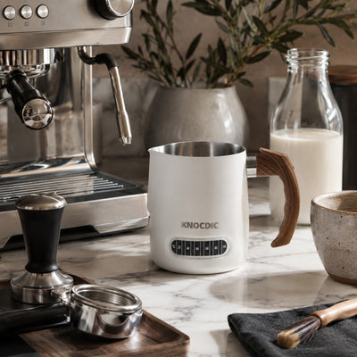 600ml Milk Frothing Pitcher with Thermometer - Knocdic