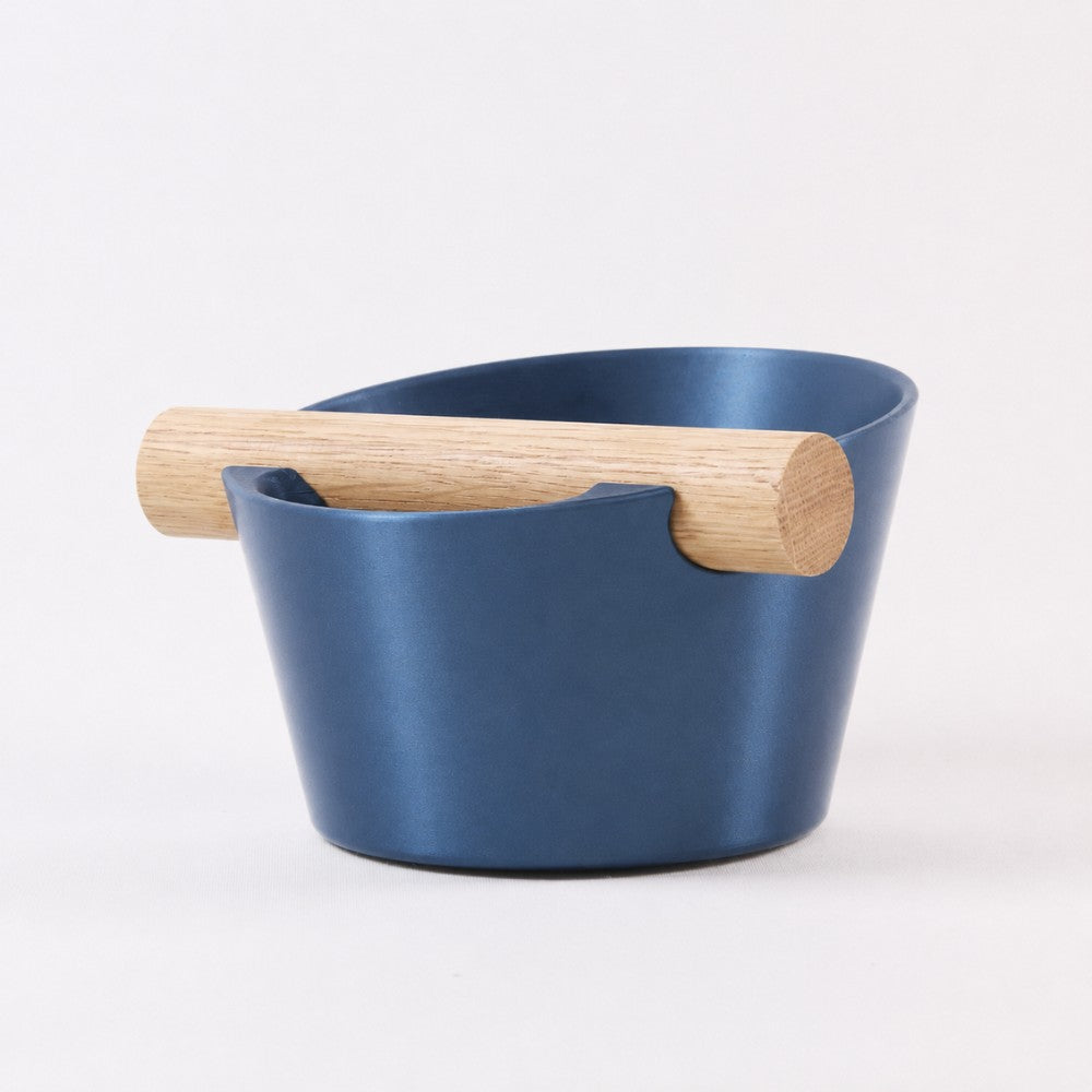 Nordic Espresso Knock Box Small Size with real oak wood bar in metallic blue
