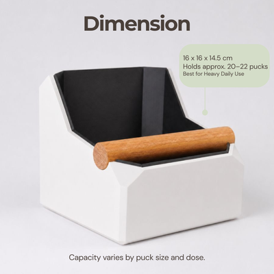 Size specification infographic displaying the 16x16cm dimensions and 20-22 puck capacity of the large square knock box.